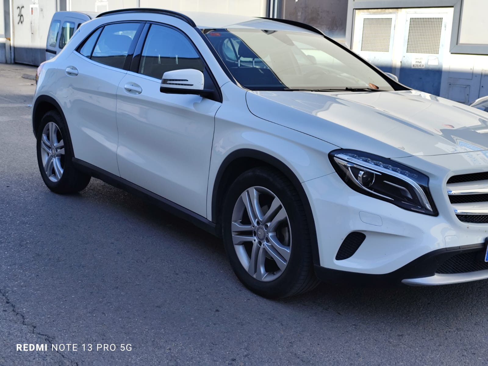 Mercedes Benz GLA 200D 136CV URBANO - imagen 7